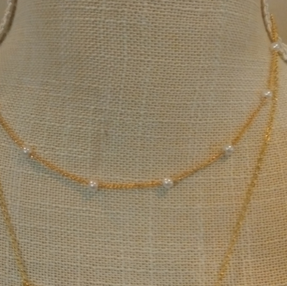 Pearl Necklace. Minimalist hot trend station imitation pearl; 17" plus 2"